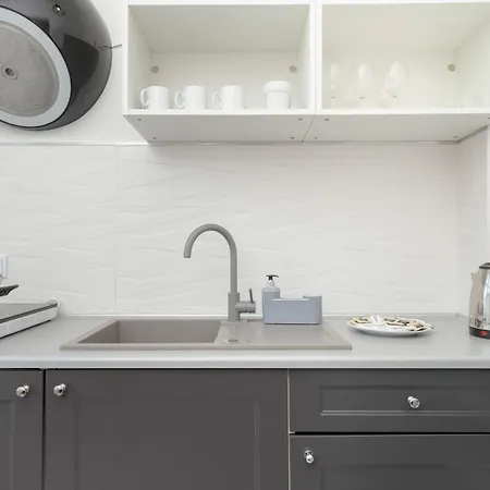 Helska Functional Near The With Parking By Renters Appartamento *