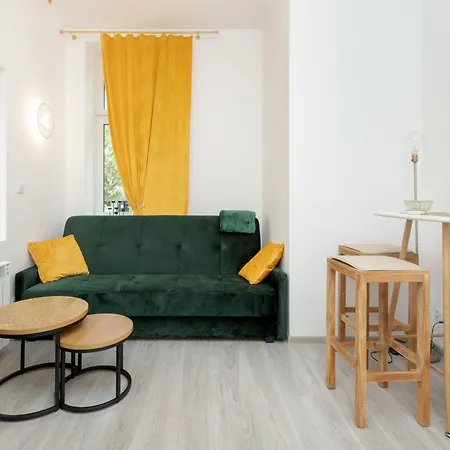 Helska Functional Near The With Parking By Renters *